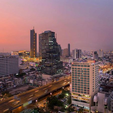 Hilton Garden Inn Bangkok Silom Kültér fotó